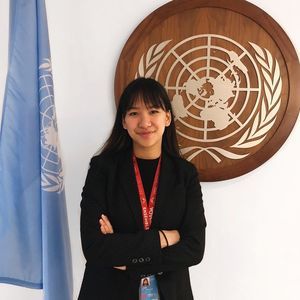 Meet your Posher, Monica